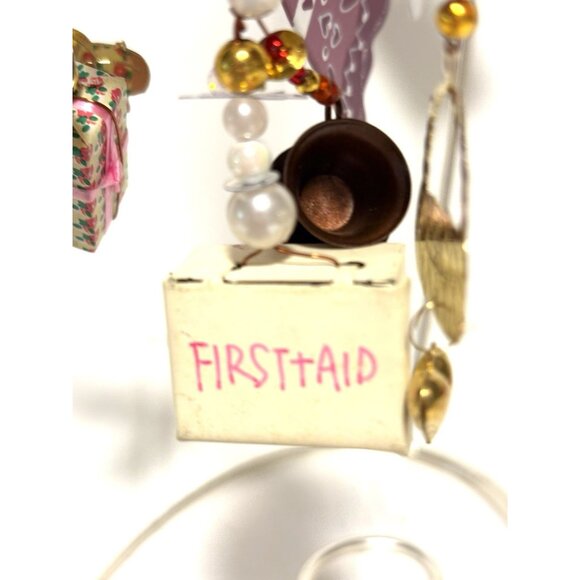 New Karen Rossi Silvestri Fanciful Flights BEST MOM Ornament Christmas Mothers - Picture 4 of 9